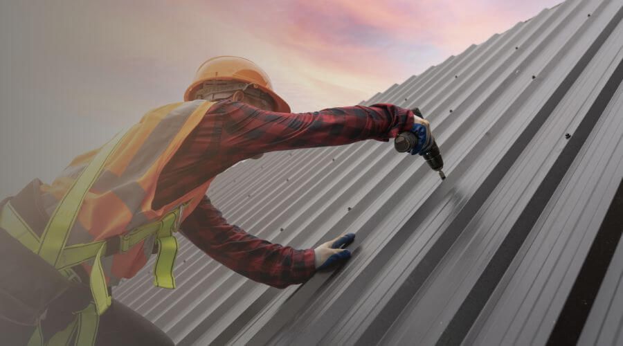 Expert Emergency Roof Repairs services in Center Hill, FL